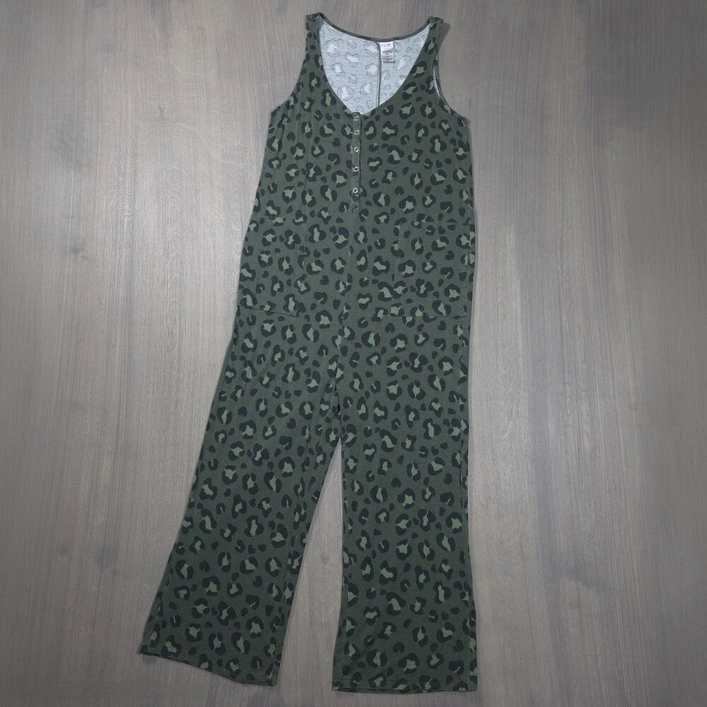Secret Treasures Womens Medium Jumpsuit Green Leopard Print Sleeveless Pockets M